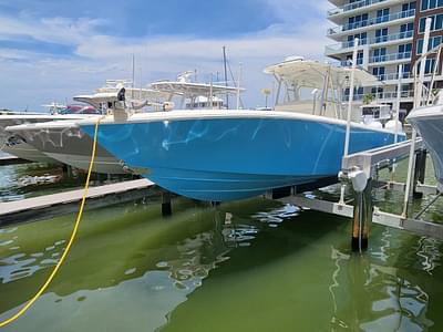 BOATZON | SeaVee 340B 2010