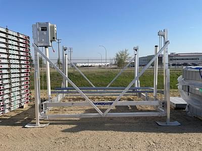BOATZON | ShoreMaster 7010 Integrated Boat Lift  24V System 2025