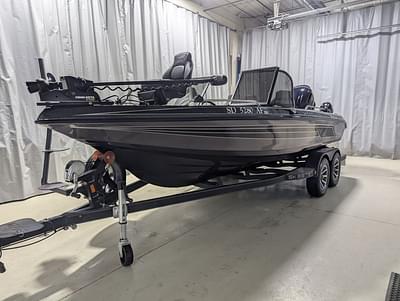 BOATZON | Skeeter WX2060 INDOOR UED BOAT SHOW SPECIAL 2022