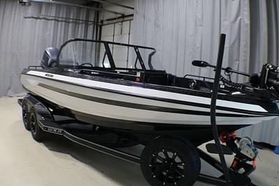 BOATZON | Skeeter WXR2060 No Kicker 2025