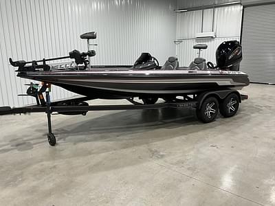 BOATZON | Skeeter ZX200 2025