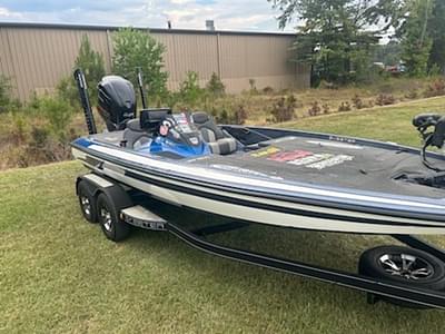 BOATZON | Skeeter ZX225 2019