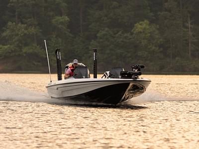 BOATZON | Skeeter ZXE21 2026