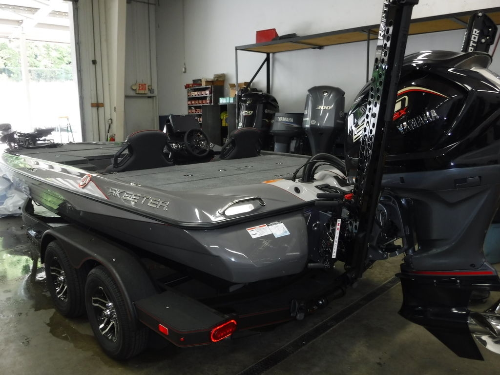 2025 Skeeter ZXR 21 - Sold Boat