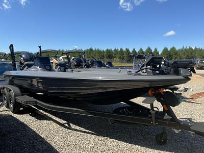 BOATZON | 2025 Skeeter ZXR Series ZXR21 COLOR 8