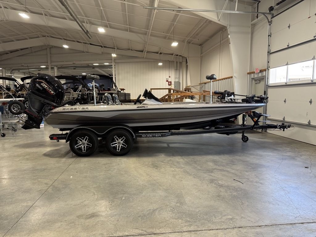 2025 Skeeter ZXR19 - Sold Boat