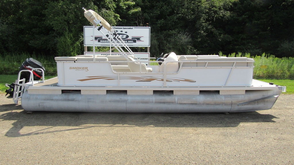 1994 Smoker Craft Cruise - Sold Boat