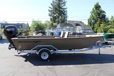 BOATZON | Smoker Craft Sportsman 1866 Shown wtopt Fishing Seats 2024