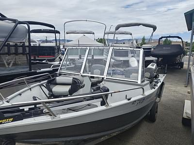 BOATZON | Smoker Craft Tracer 16 DL 2008