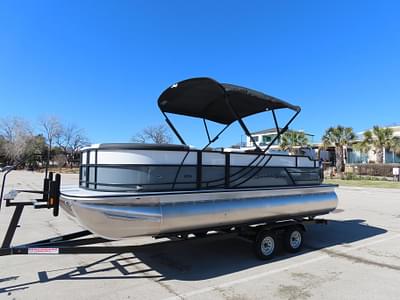 BOATZON | South Bay 222 FCR 2025