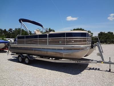BOATZON | South Bay S224 2017 BOATZON | South Bay S224 2017