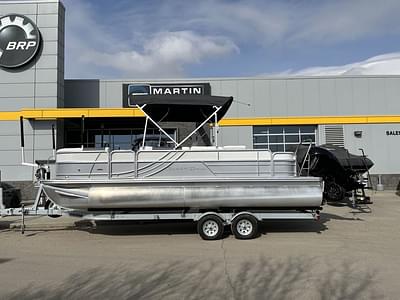 BOATZON | South Bay S224FCR 30 2022 BOATZON | South Bay S224FCR 30 2022