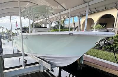 BOATZON | Sportsman Heritage 231 Center Console 2016