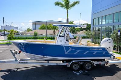 BOATZON | Sportsman Heritage 231 Center Console 2025