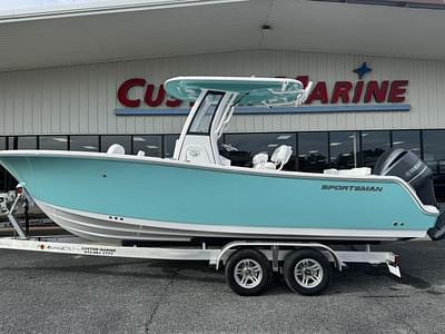BOATZON | Sportsman Heritage 231 Center Console 2025