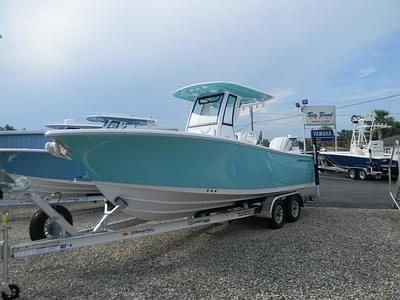 BOATZON | Sportsman Heritage 231 Center Console 2026