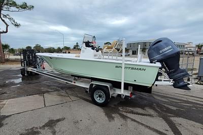 BOATZON | 2023 Sportsman Masters 207 Bay Boat BOATZON | 2023 Sportsman Masters 207 Bay Boat