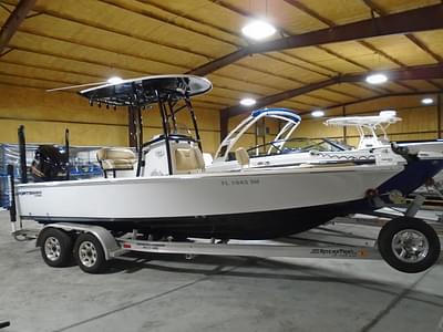 BOATZON | Sportsman Masters 227 Bay Boat 2021
