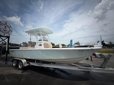 BOATZON | Sportsman Masters 247 Bay Boat 2020