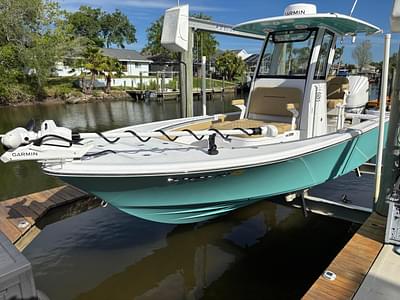 BOATZON | Sportsman Masters 247OE Bay Boat 2024