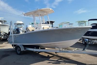 BOATZON | Sportsman Open 212 Center Console 2022