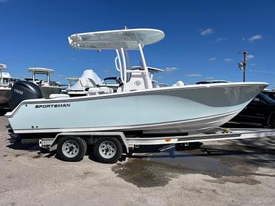 BOATZON | Sportsman Open 212 Center Console 2024