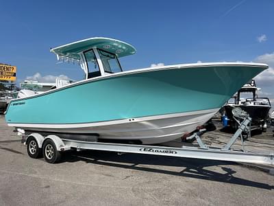 BOATZON | Sportsman Open 252 Center Console 2024