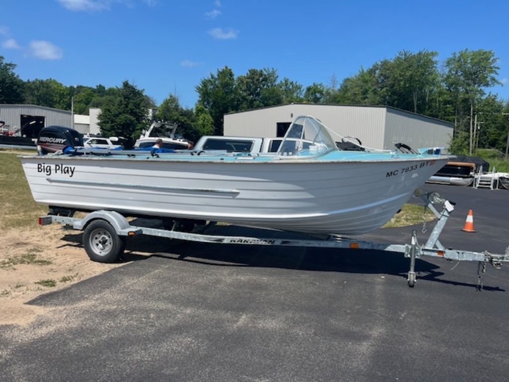 1970 Starcraft Big Play - Sold Boat