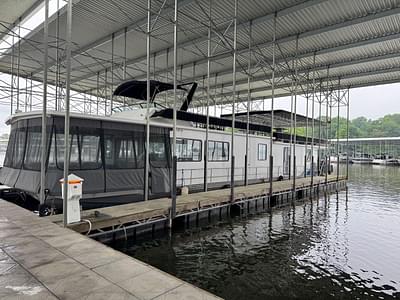 BOATZON | Stardust Cruisers 18 X 80 Houseboat 1986