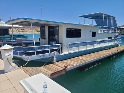 BOATZON | Stardust Cruisers Houseboat 1977 BOATZON | Stardust Cruisers Houseboat 1977