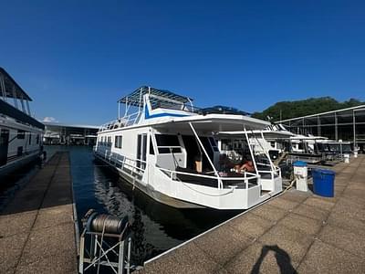 BOATZON | Stardust Cruisers Houseboat 1988 BOATZON | Stardust Cruisers Houseboat 1988