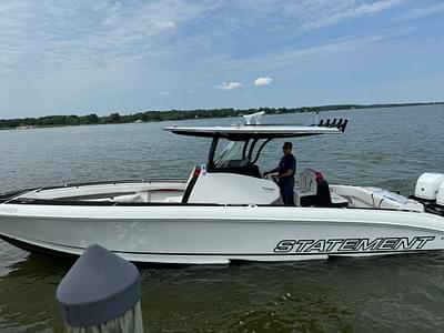 BOATZON | Statement 350 SUV 2018
