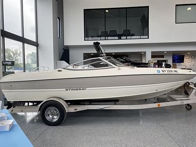BOATZON | Stingray 195FX 2007 BOATZON | Stingray 195FX 2007