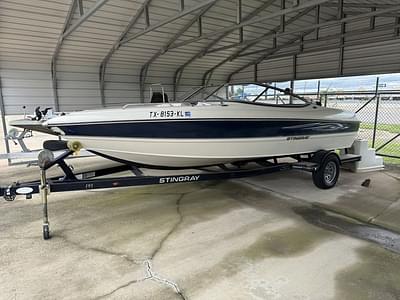 BOATZON | Stingray 195LRLSLX 2011