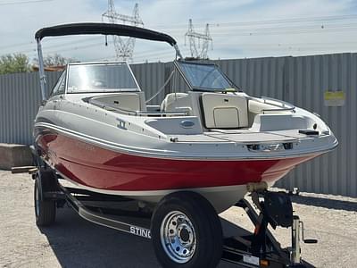 BOATZON | Stingray 201 SC Deckboat 2020 BOATZON | Stingray 201 SC Deckboat 2020