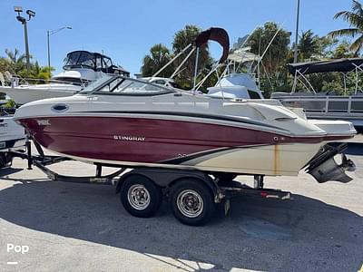 BOATZON | Stingray 215LR