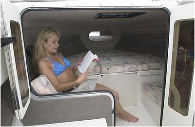 BOATZON | 2004 Stingray 220 CS
