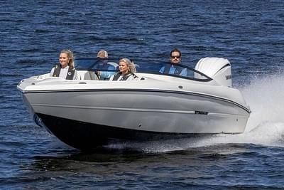 BOATZON | Stingray 23 OSX 2025 BOATZON | Stingray 23 OSX 2025
