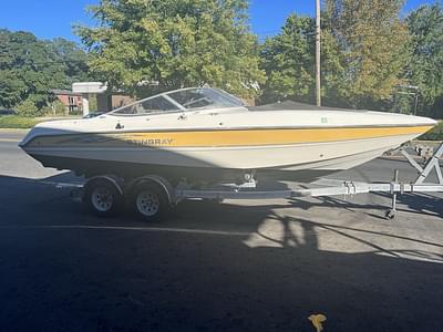 BOATZON | stingray 230 BR with trailer 2004