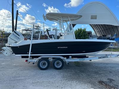 BOATZON | Stingray 236 CC 2019