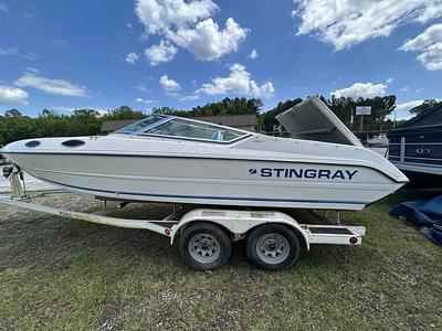 BOATZON | STINGRAY 695 SVX 1993 BOATZON | STINGRAY 695 SVX 1993