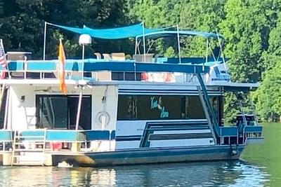 BOATZON | 1991 Sumerset 65 x 14 Widebody Houseboat BOATZON | 1991 Sumerset 65 x 14 Widebody Houseboat