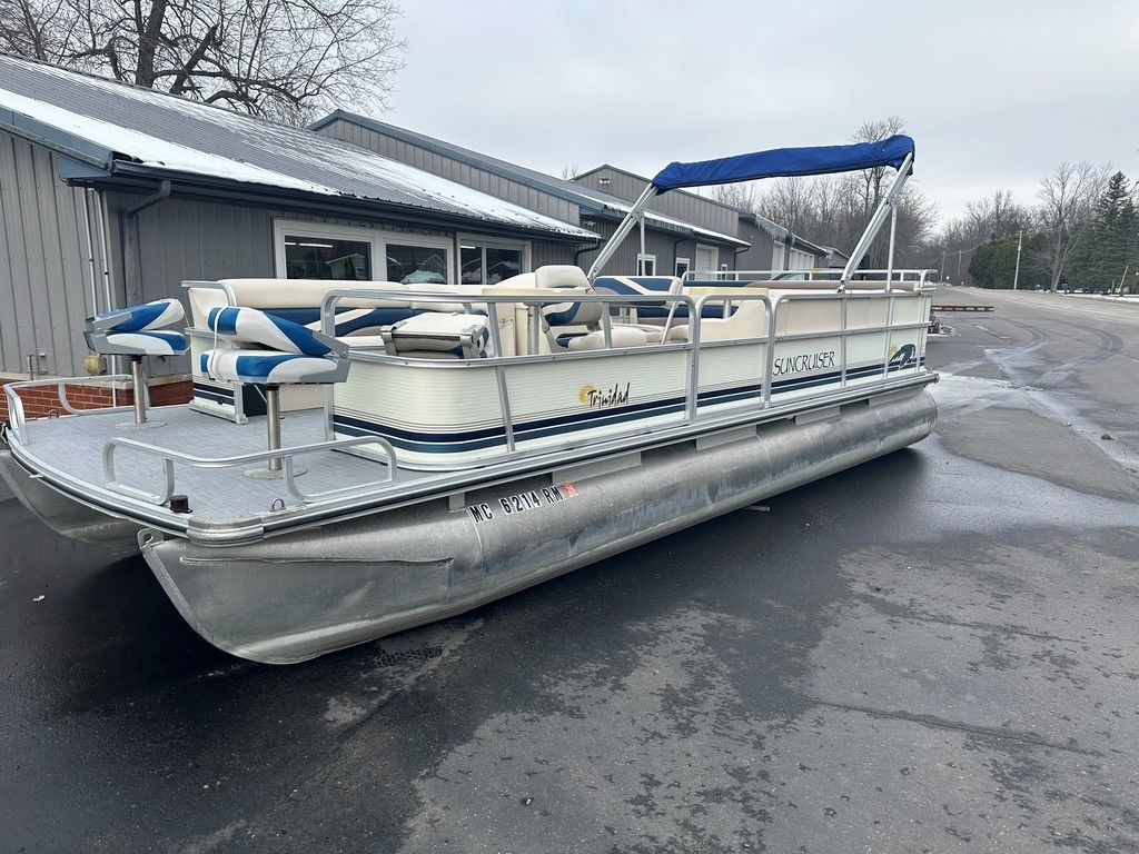 1998 SUN CRUISER TR220L - Sold Boat
