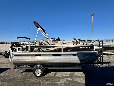 BOATZON | Sun Tracker 18 DLX Bass Buggy 2018