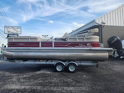 BOATZON | 2019 Sun Tracker 24 DLX Party Barge