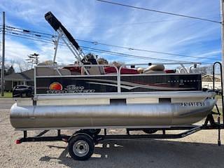 BOATZON | Sun Tracker Bass Buggy 16 DLX 2014