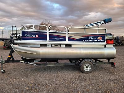 BOATZON | 2018 Sun Tracker Bass Buggy 16 DLX