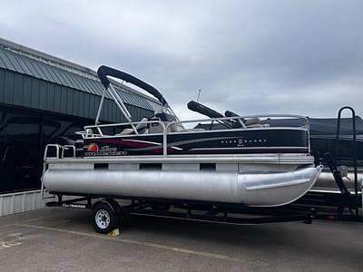 BOATZON | Sun Tracker Bass Buggy 18 DLX 2013 BOATZON | Sun Tracker Bass Buggy 18 DLX 2013
