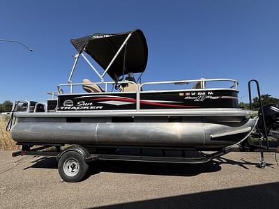 BOATZON | Sun Tracker BASS BUGGY 18 DLX 2017 BOATZON | Sun Tracker BASS BUGGY 18 DLX 2017