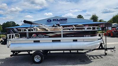 BOATZON | Sun Tracker BASS BUGGY 18 DLX 2019